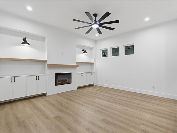 5th image of 3708 Spence St