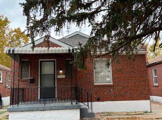 8335 Archer Ave, Saint Louis, MO 63132