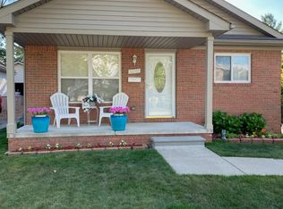 12147 Rockland Ave, Redford, MI 48239