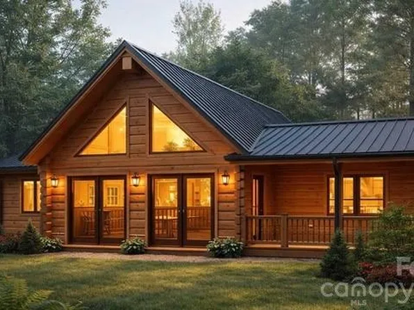 213 Three Rivers Dr, Hendersonville, NC 28792