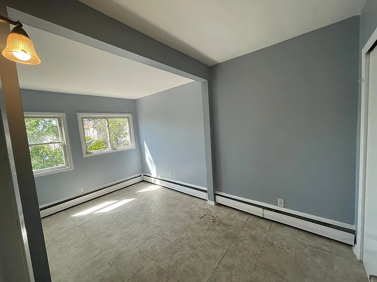 265 Prospect St — Photo 6