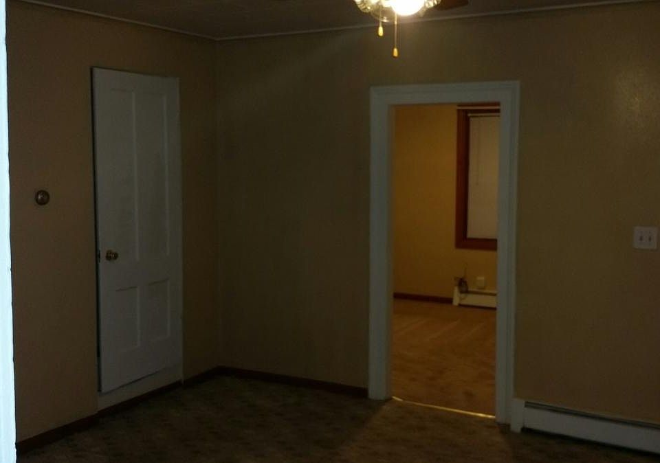 2nd image of 48 Pleasant St