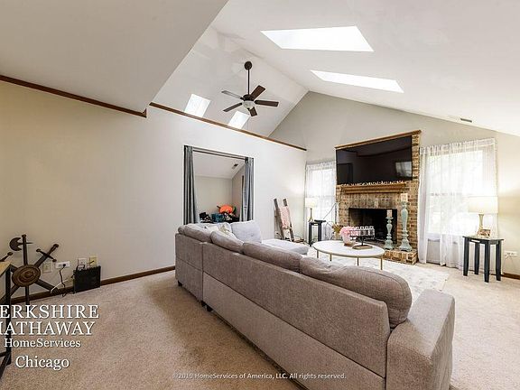 5th image of 2505 E Hunter Dr