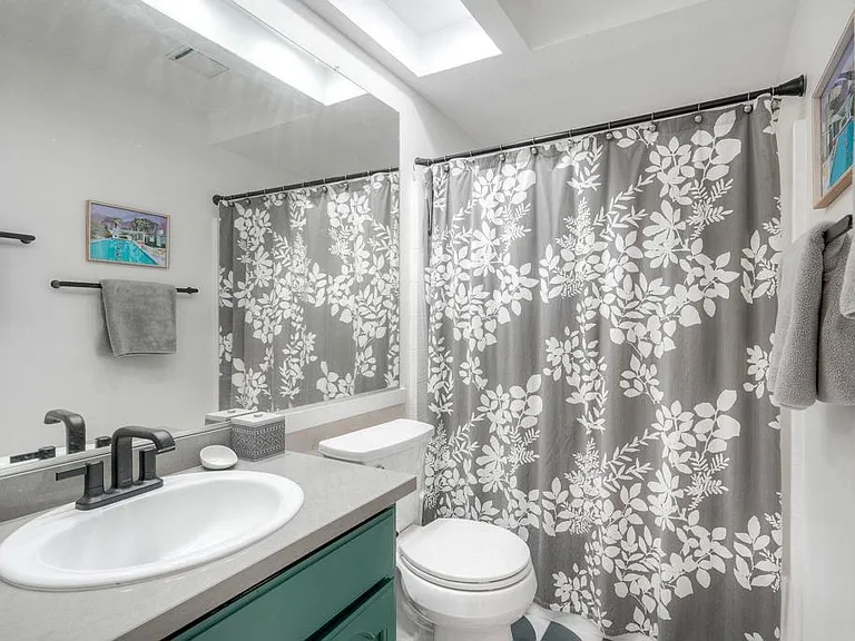 6817 Watercourse Dr — Photo 27