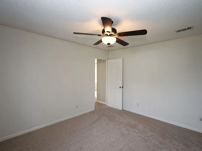 3880 Trotters Ridge Cir — Photo 20