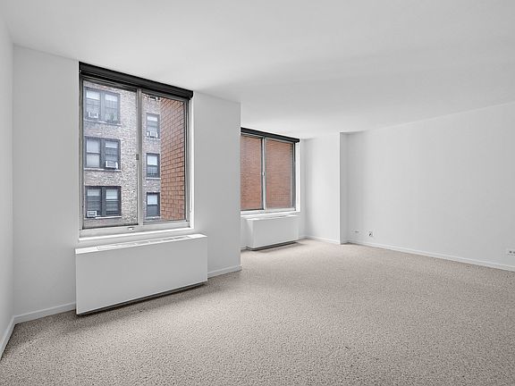4th image of 145 E 48th St APT 5G
