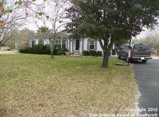 702 Shenandoah St, Poth, TX 78147