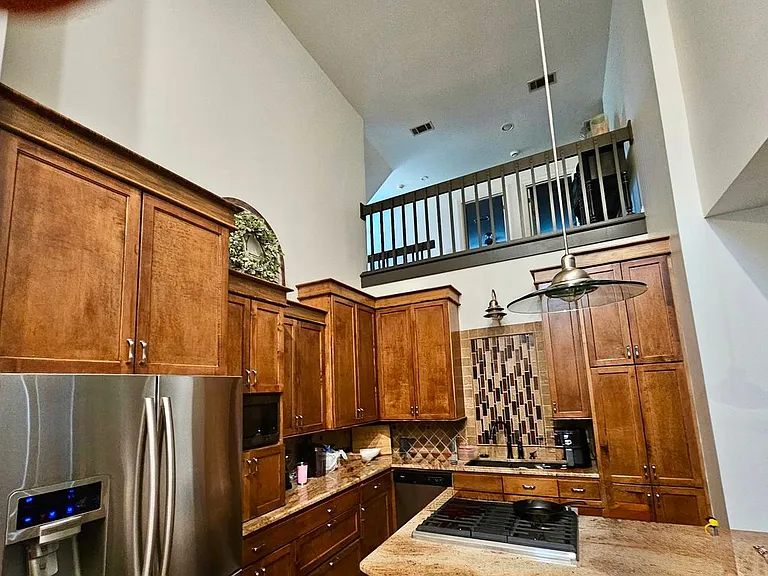 375 Amber Leaf Dr — Photo 4