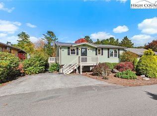 228 Snowshoe Loop, Newland, NC 28657