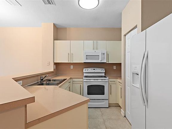 2nd image of 491 Saint Tropez Ln