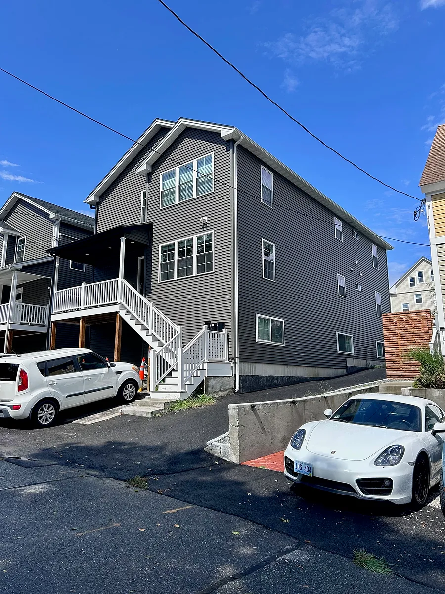 Building Photo - 119 W Park St #1