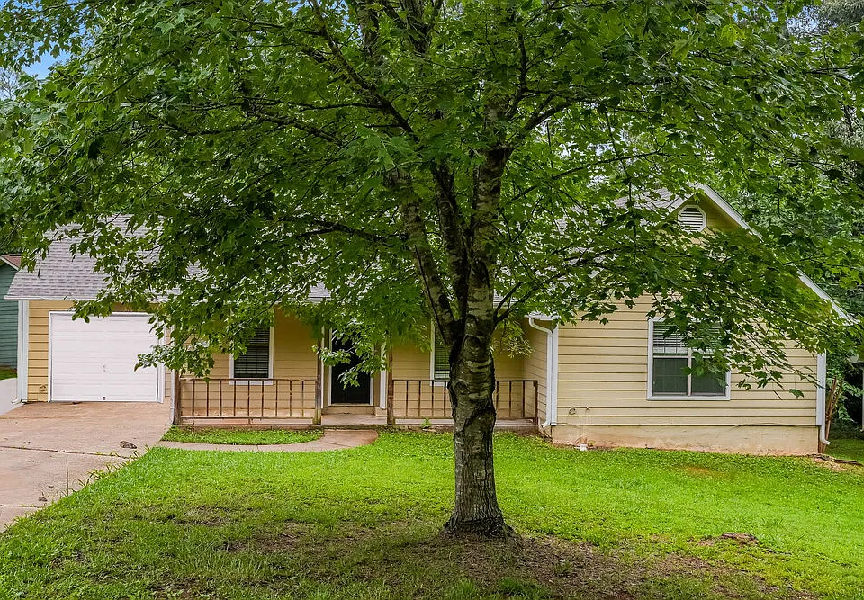 116 Adrian Dr