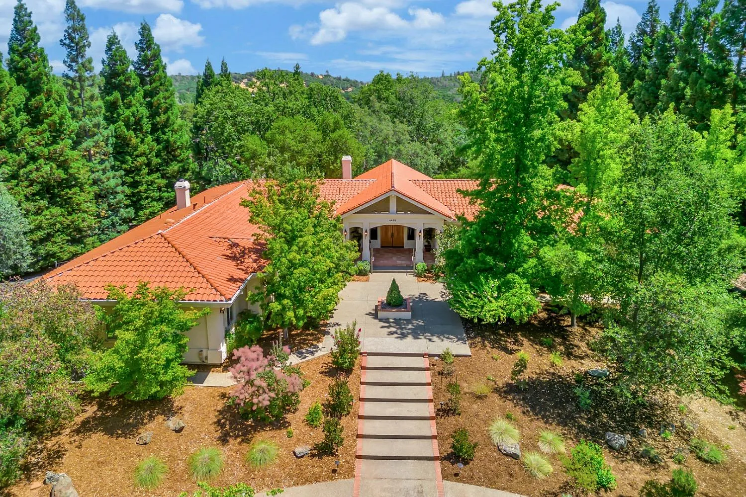 4450 Vega Loop photo 1