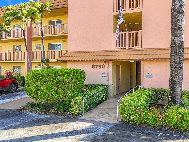 6750 Royal Palm Blvd #209E — Photo 19