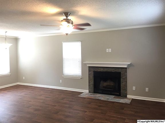 5th image of 13909 Sandhurst Dr SW