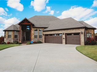 4511 W Willow Ridge Way, Rogers, AR 72758