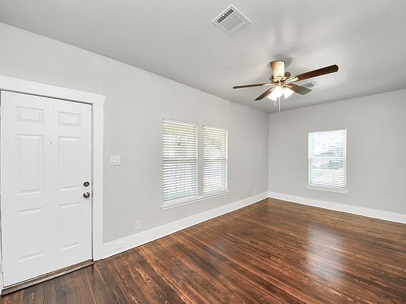 5th image of 3119 Saint Emanuel St