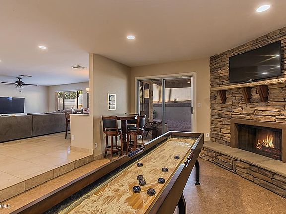 Family/game room