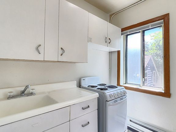 4th image of 1258 10th St N #11416079