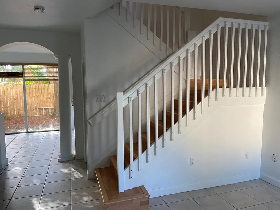 6916 NW 174th Ter #D101