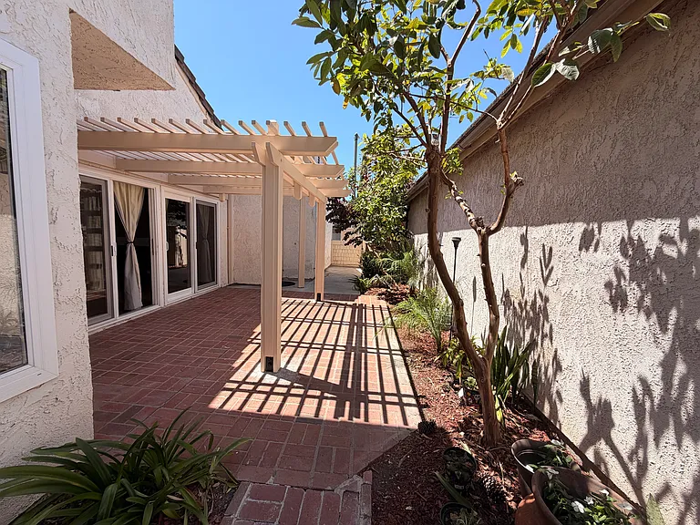 10 Orchard — Photo 20