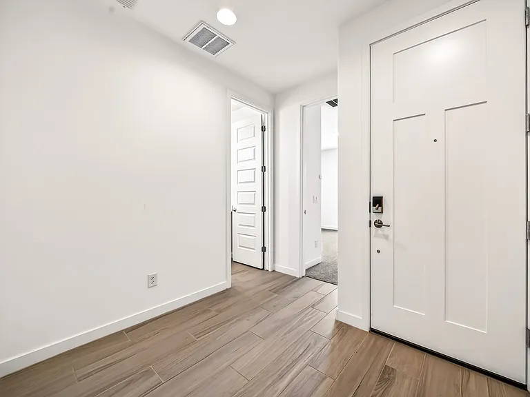 9828 W Mulberry Dr — Photo 16