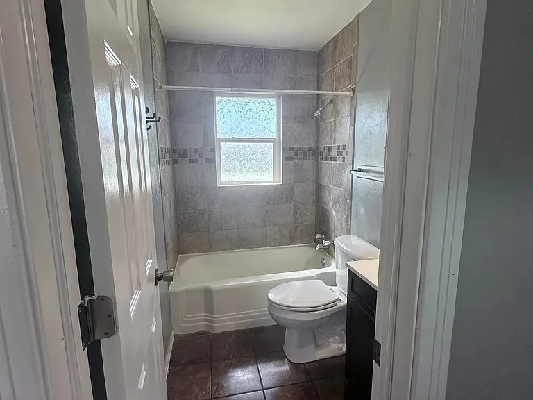 837 W Moore Ave — Photo 12