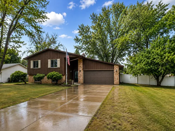 7300 Illies Ave S, Cottage Grove, MN 55016