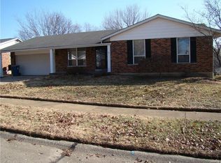 3640 Vago Ln, Florissant, MO