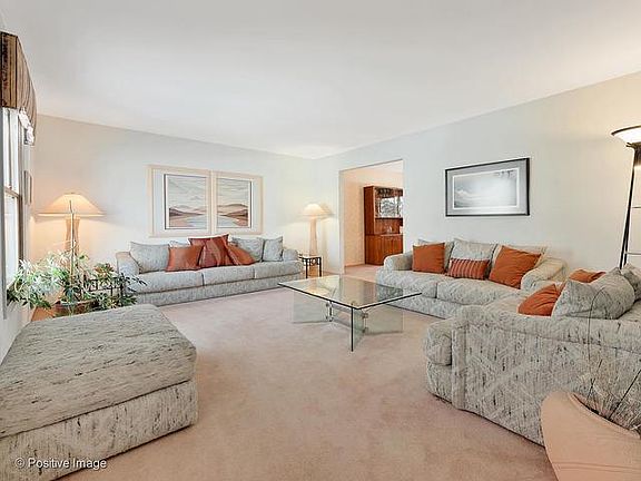 3rd image of 4452 Brittany Dr