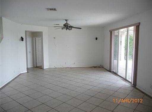 5th image of 1281 Crossbill Ct