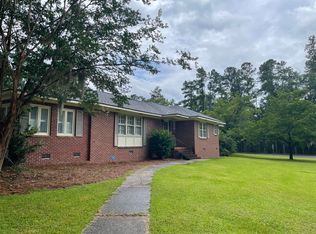 706 Woodland Dr, Kingstree, SC 29556