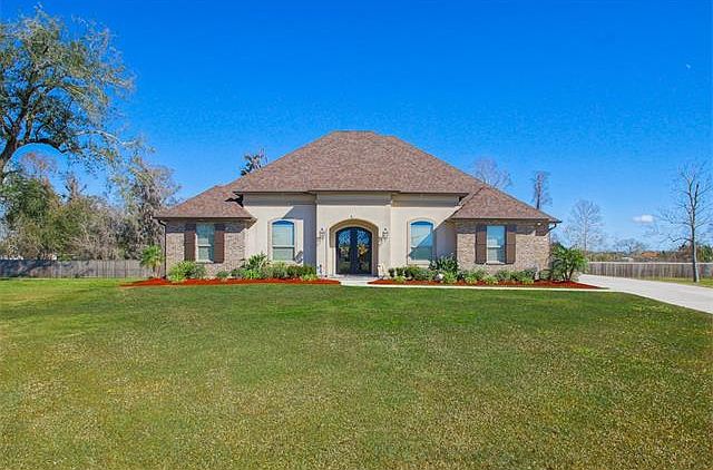 1st image of 4321 Bayou Oaks Cir