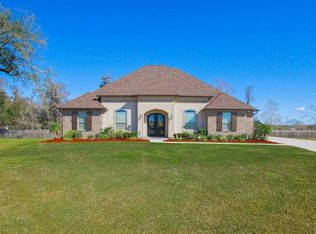 4321 Bayou Oaks Cir, Marrero, LA 70072