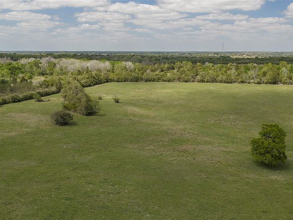 3rd image of 1 Dairy Farm Rd