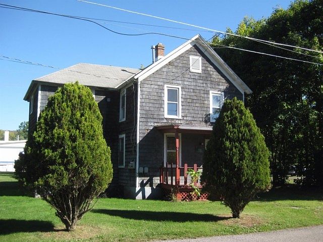 2nd image of 4 Adams St