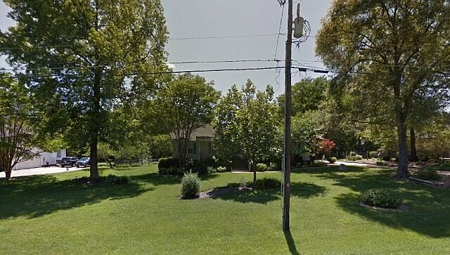 1st image of 16421 Red Buckboard Ln