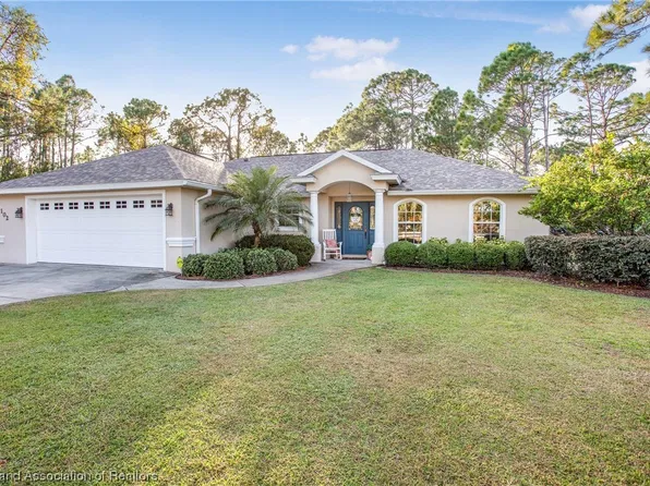 1102 Wildflower St, Lake Placid, FL 33852