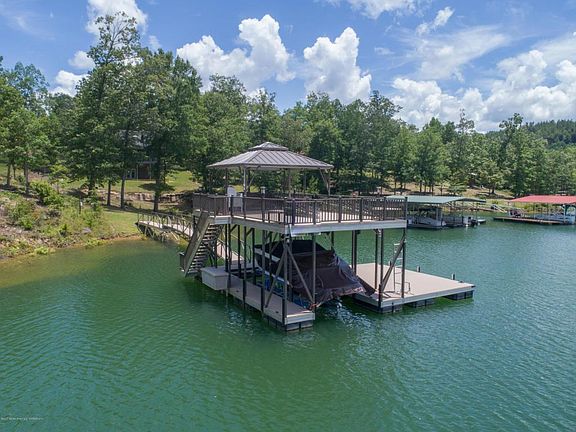 Image 2: Dock