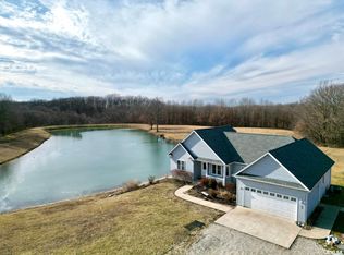 1967 Stringtown Rd, Sorento, IL 62086