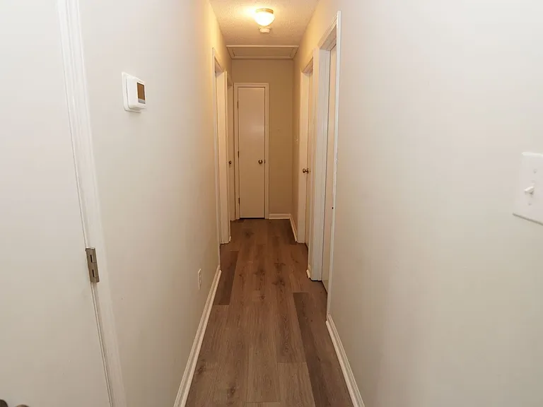 116 Howell Dr — Photo 15