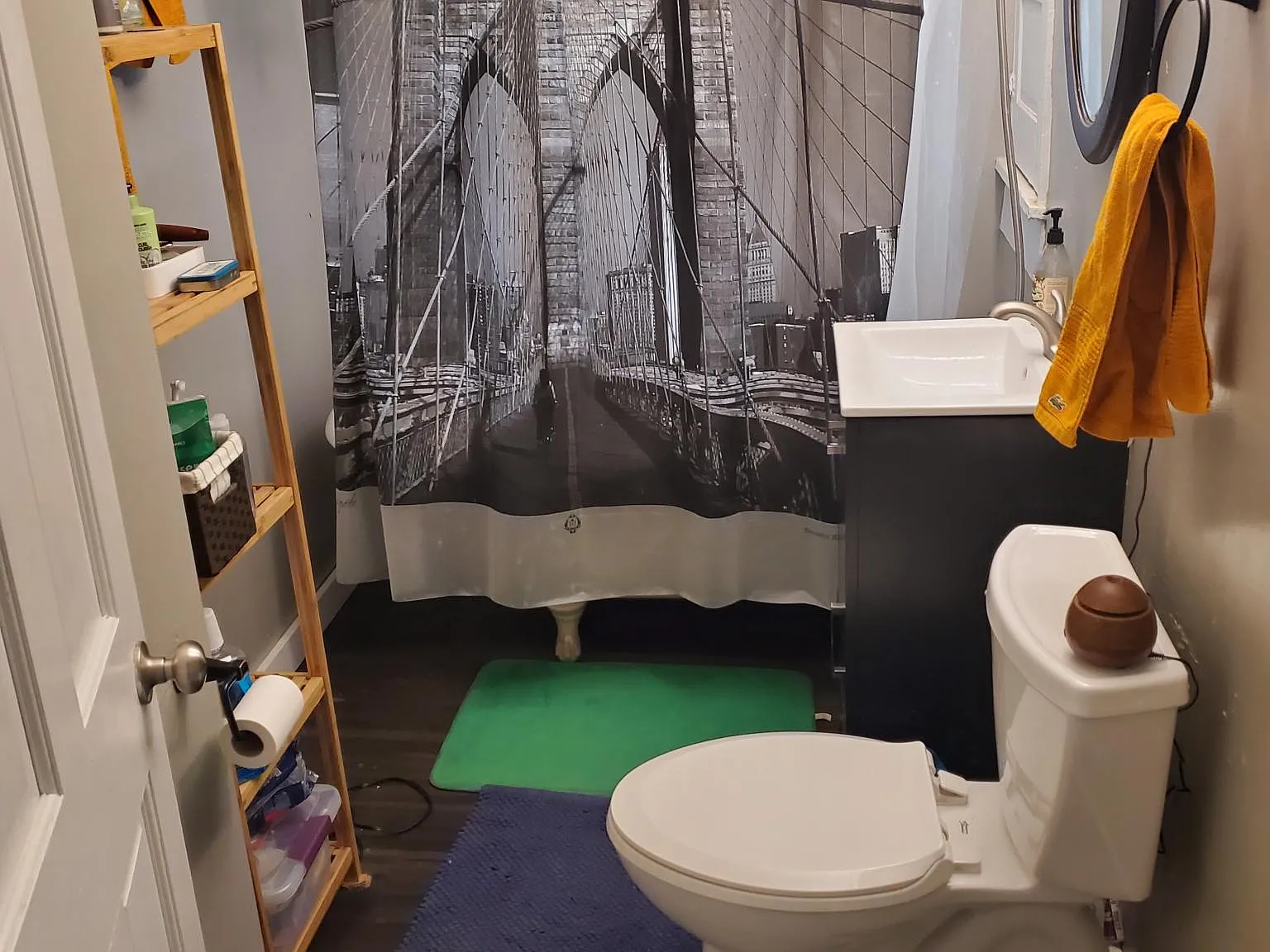 3 bed, 1100 sqft, $1,800 — Photo 4