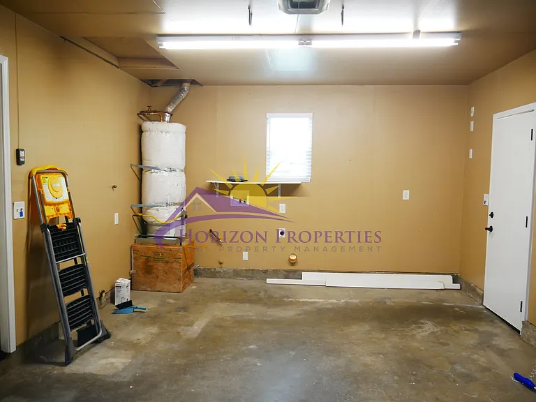 1405 Lisbon Ave — Photo 19