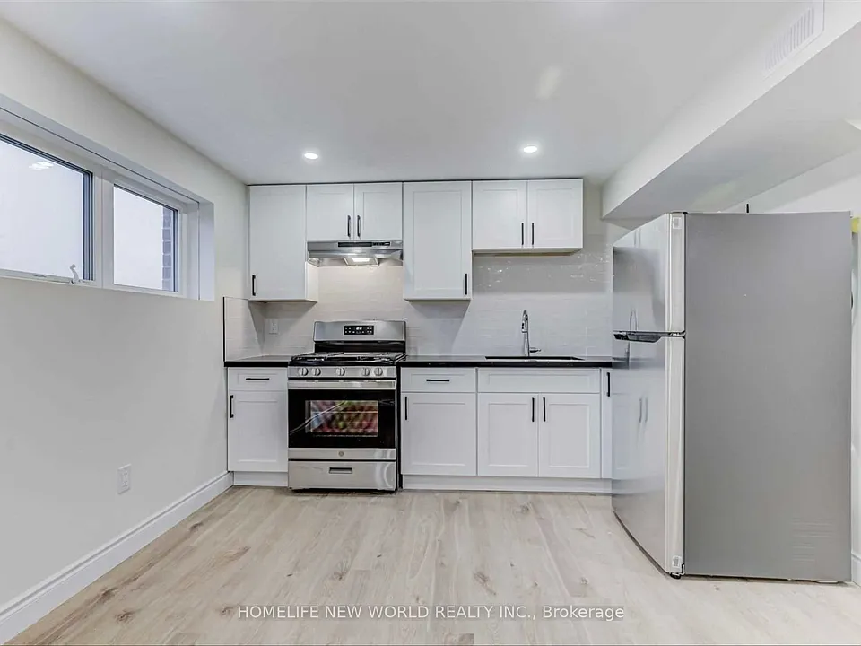 24 Seedling Cres #BASEMENT