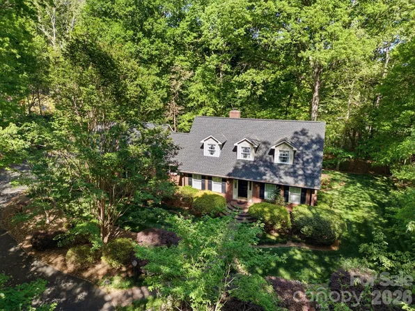 8407 Pompano Rd, Harrisburg, NC 28075