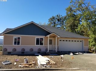 1760 NE Alameda Ave, Roseburg, OR 97470