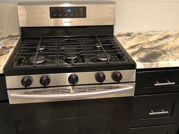 4th image of 197 Virginia St #4D