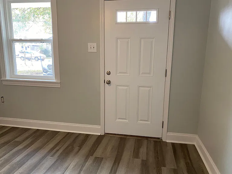537 Terrace St — Photo 2