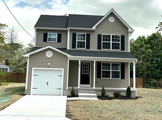 207 N 8th St, Millville, NJ 08332