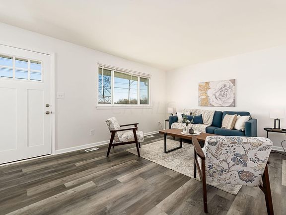 4th image of 2805 Parsons Ave